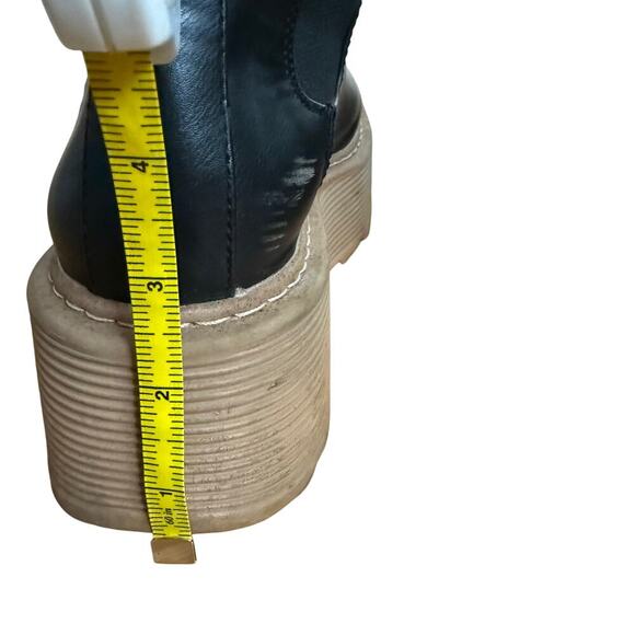 H&M Black Platform Chelsea Boots Size 38 US 7 Bloggers Classic - Picture 5 of 13